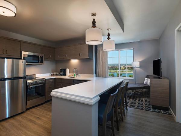 TownePlace Suites by Marriott San Diego Airport/Liberty Station : photo 5 de la chambre suite 2 chambres