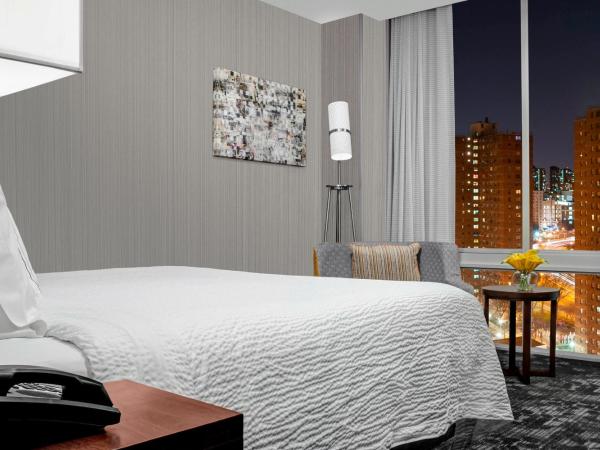 Courtyard New York Manhattan/Upper East Side : photo 2 de la chambre chambre lit king-size