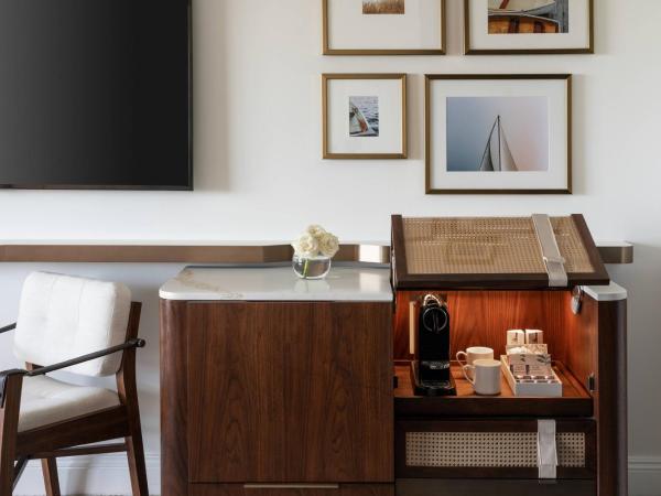 The Ritz-Carlton Orlando, Grande Lakes : photo 3 de la chambre 1 king bed, resort view, guest room