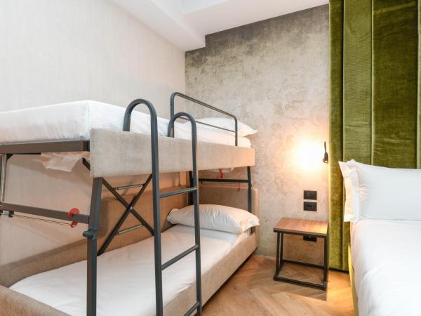 Palazzo Santo Spirito : photo 2 de la chambre chambre quadruple classique