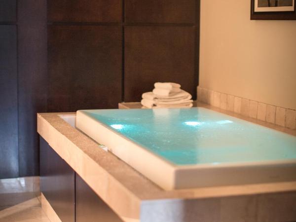 Hôtel Le Bonne Entente : photo 1 de la chambre suite spa