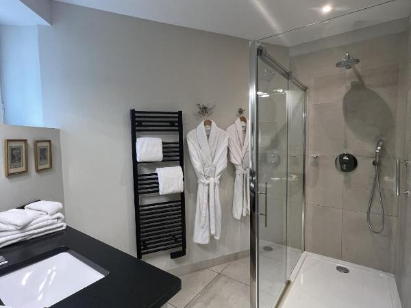 N15 - Les Confidences - Chambres d'hôtes : photo 5 de la chambre chambre double de luxe avec douche à l'italienne