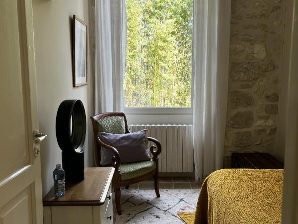 N15 - Les Confidences - Chambres d'hôtes : photo 7 de la chambre suite avec douche à l’italienne