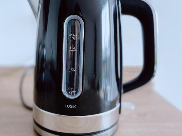 Modern House : photo 2 de la chambre chambre double avec salle de bains privative