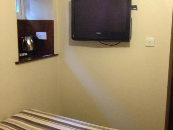 Edinburgh House Hotel : photo 4 de la chambre chambre double basique avec salle de bains à l'extérieur