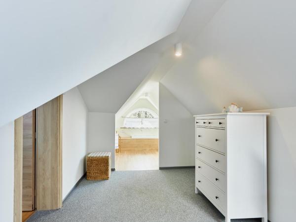 Villa Astoria : photo 2 de la chambre chambre double Économique (mansardée)