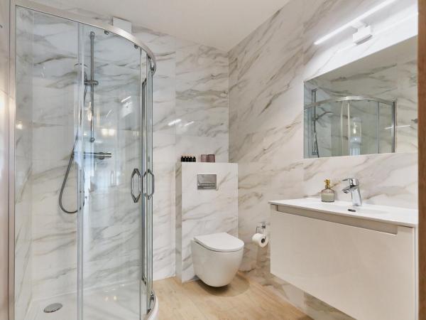 Villa Astoria : photo 3 de la chambre chambre triple confort