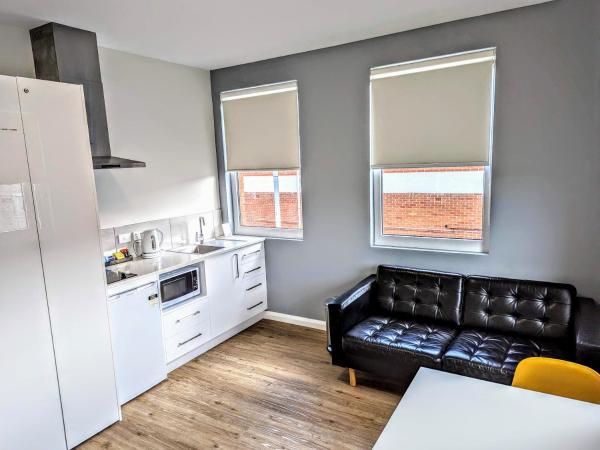 Mayfair Plaza Motel and Apartments : photo 1 de la chambre studio triple standard