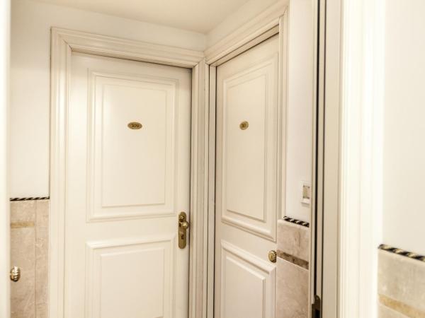 Hotel San Luca : photo 10 de la chambre petite chambre double