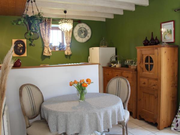Le Clos de la Challangette : photo 4 de la chambre cottage