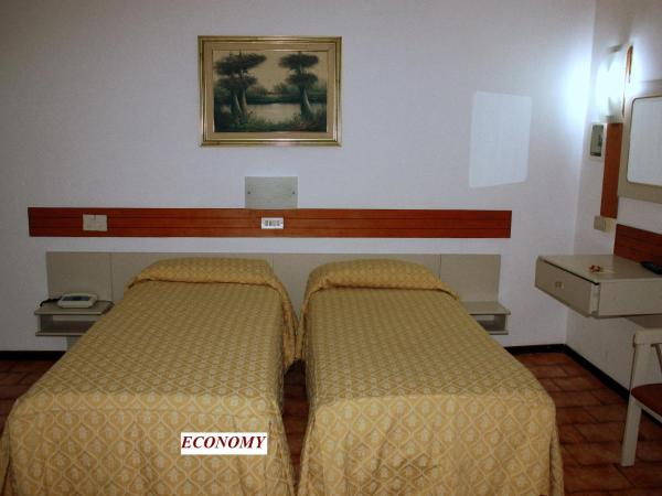 Piccolo Hotel : photo 2 de la chambre chambre lits jumeaux Économique