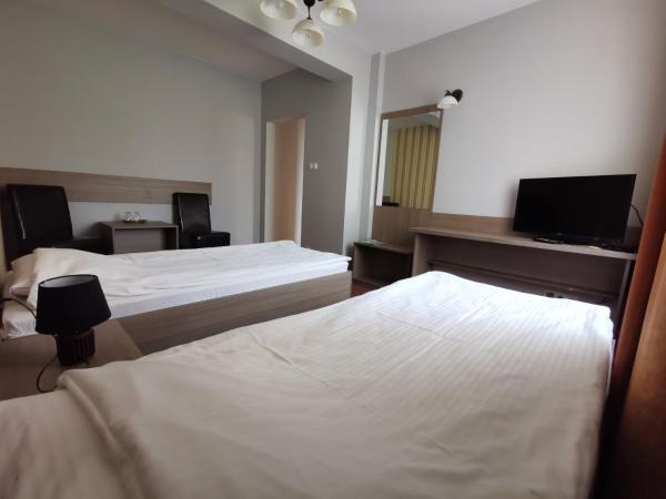 Hotel Zieliniec : photo 2 de la chambre chambre lits jumeaux