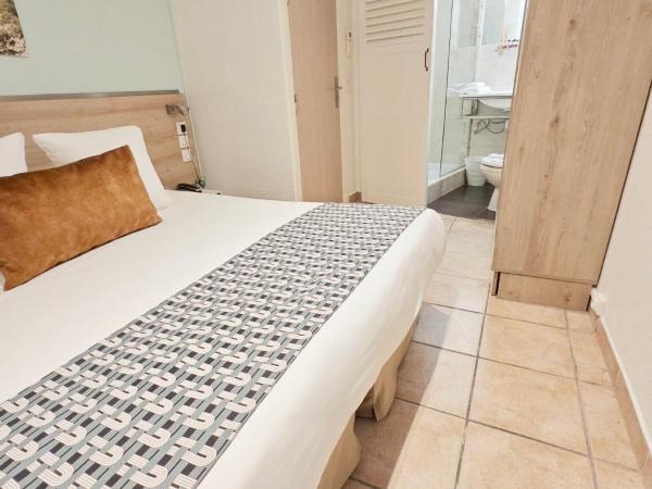 HOTEL DES CALANQUES : photo 4 de la chambre chambre double ou lits jumeaux standard