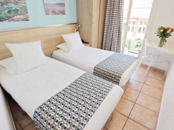 HOTEL DES CALANQUES : photo 4 de la chambre chambre double ou lits jumeaux