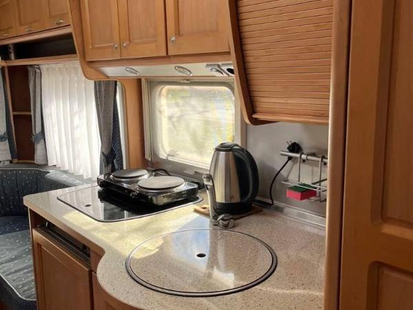 Sopot 34 przy plaży : photo 2 de la chambre caravane