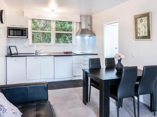 Dunrovin Motel : photo 6 de la chambre two bedroom unit (6 guests)