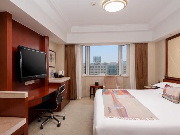 Hangzhou Xinqiao Hotel : photo 2 de la chambre chambre double deluxe - vue sur lac