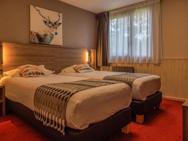 Logis Hotel-Restaurant Spa Le Lac : photo 5 de la chambre suite familiale