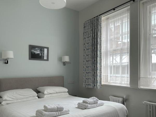 The Bar Convent Guest House : photo 10 de la chambre chambre double