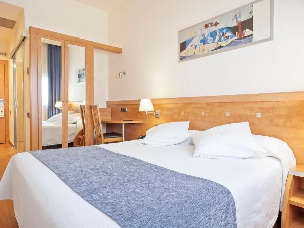 Acta Antibes : photo 4 de la chambre chambre double ou lits jumeaux