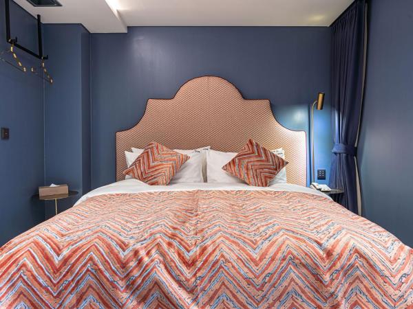 Jongno Olive Hotel : photo 1 de la chambre suite avec balcon