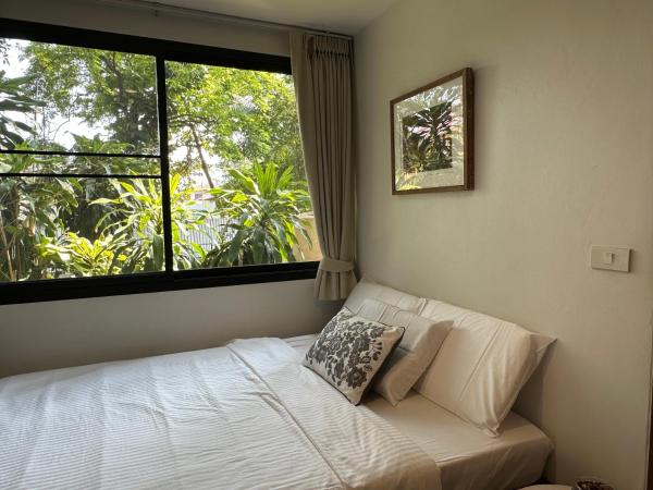 Cozycomo Bangkok : photo 1 de la chambre studio avec vue sur jardin