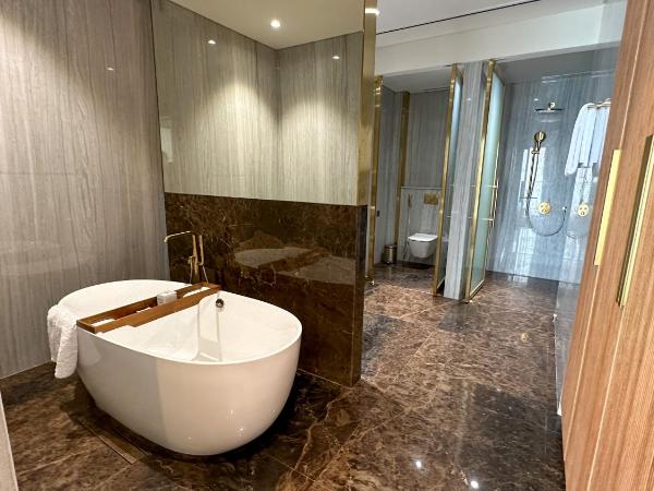 voco Monaco Dubai, an IHG Hotel, Adults Only, World Islands : photo 4 de la chambre suite monaco