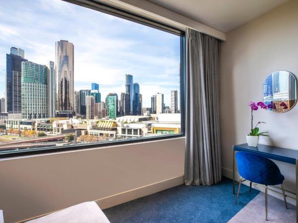 Crowne Plaza Melbourne, an IHG Hotel : photo 10 de la chambre suite 1 chambre - vue sur rivière