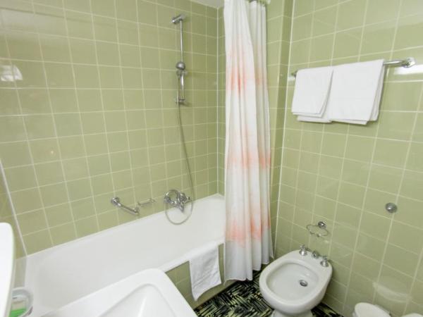 Hotel La Perla : photo 7 de la chambre superior panorama double room with balcony lake view