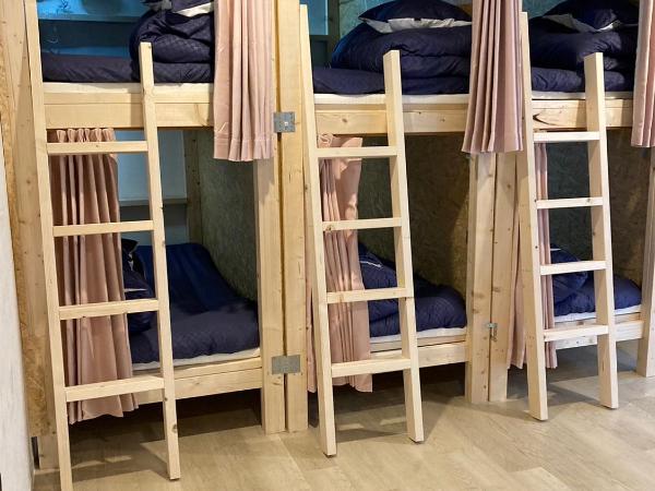 Cloud Sharing Hotel Hakata 1 : photo 1 de la chambre lit superposé dans dortoir pour femmes