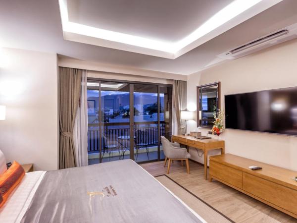 Jomkitti Boutique Hotel : photo 2 de la chambre grande chambre de luxe king avec balcon