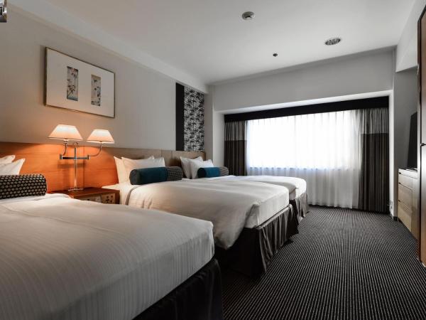 Hotel New Otani Tokyo Garden Tower : photo 1 de la chambre tour du jardin - chambre triple deluxe - non-fumeurs