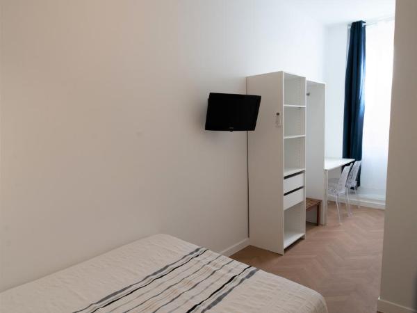 Hotel Cresp : photo 2 de la chambre petite chambre double