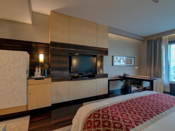 JW Marriott Hotel New Delhi Aerocity : photo 2 de la chambre  chambre lit king-size deluxe 