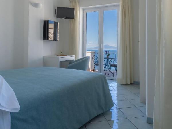 Albergo La Prora : photo 6 de la chambre chambre deluxe