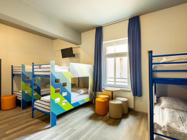 a&o Dortmund Hauptbahnhof : photo 2 de la chambre lit dans dortoir de 8 lits