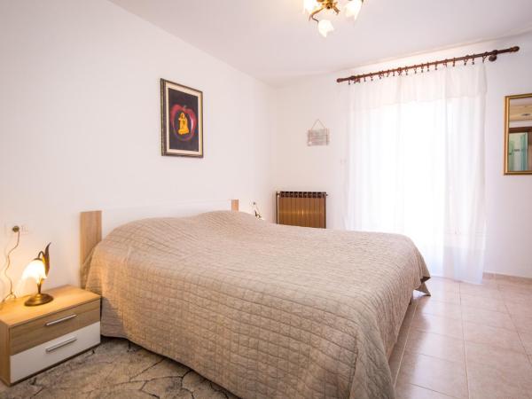 Villa Matohanca : photo 1 de la chambre chambre double avec terrasse