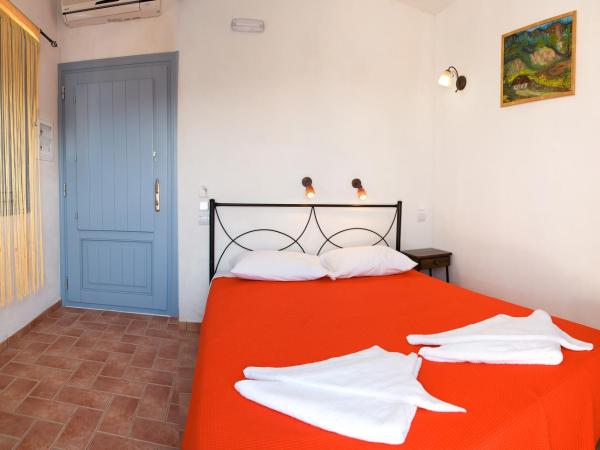 Villa Murano : photo 10 de la chambre chambre double - vue sur mer