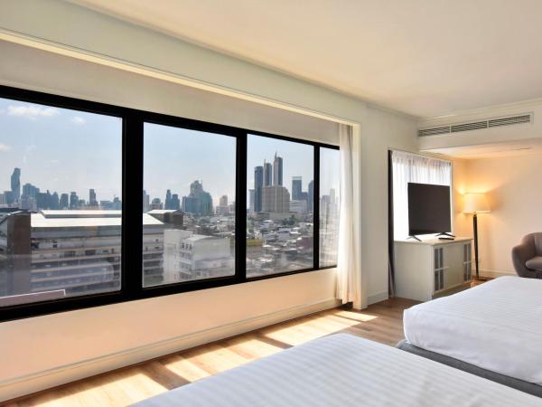 Grand China Bangkok : photo 4 de la chambre suite junior - vue sur rivière 