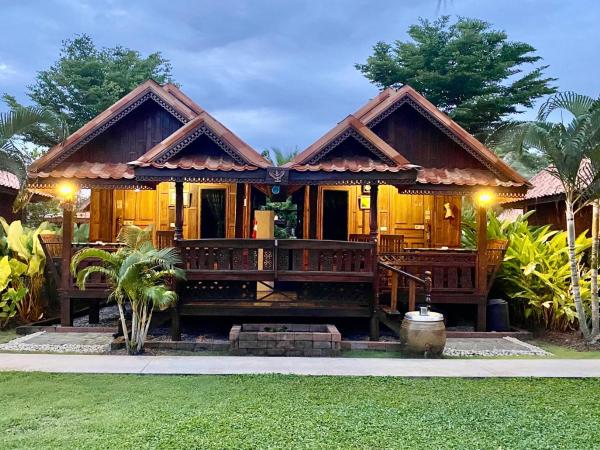 Thai House Resort : photo 1 de la chambre bungalow 2 chambres 