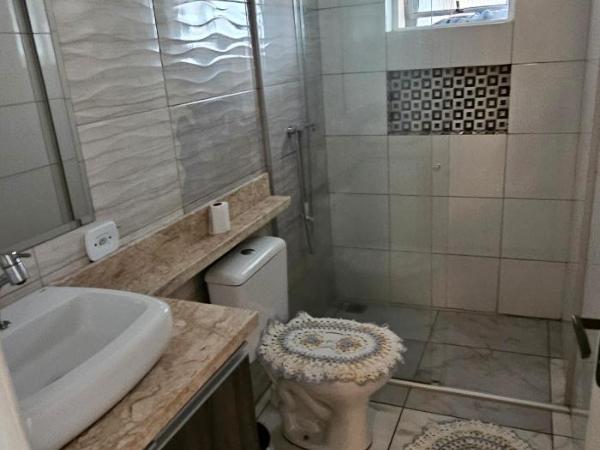 Hostel AJBJ Turismo : photo 4 de la chambre chambre double avec salle de bains privative extérieure