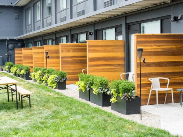 Trumbull and Porter - Detroit Downtown : photo 2 de la chambre chambre double avec patio