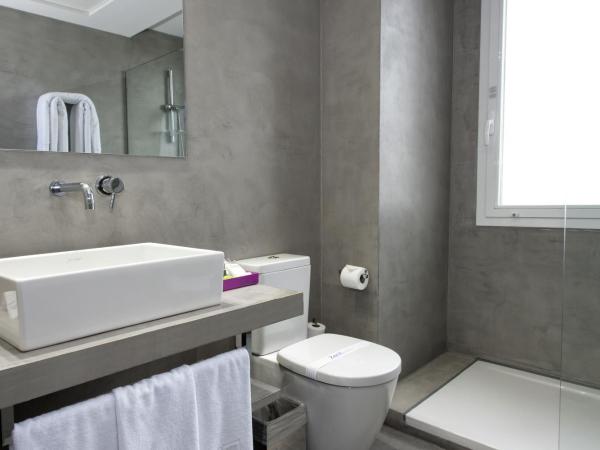 Zenit Conde de Orgaz : photo 10 de la chambre chambre lits jumeaux