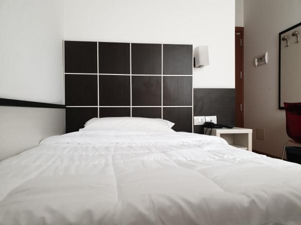 Hotel Vitruvio : photo 6 de la chambre chambre simple supérieure