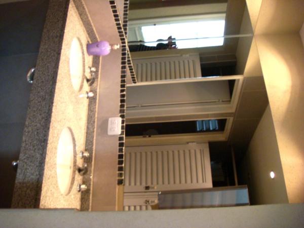 Hagoth Hostel : photo 2 de la chambre chambre simple avec salle de bains commune