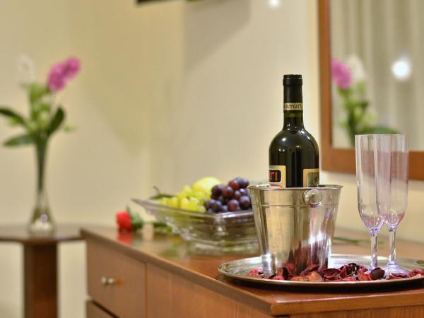 Filoxenia Hotel : photo 1 de la chambre chambre triple avec balcon