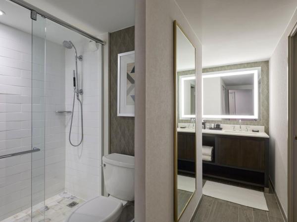 JW Marriott Houston by the Galleria : photo 6 de la chambre larger guest room, king bed