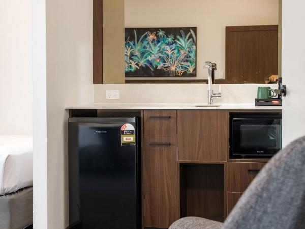 Palms City Resort : photo 4 de la chambre chambre d'hôtel supérieure avec balcon