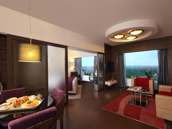 Fortune Select SG Highway, Ahmedabad - Member ITC's Hotel Group : photo 4 de la chambre suite exécutive