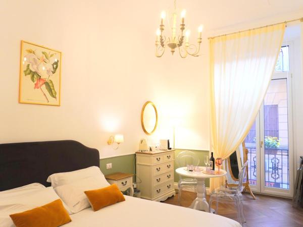 Macchiato Suites Boutique Guest House : photo 5 de la chambre chambre double avec balcon
